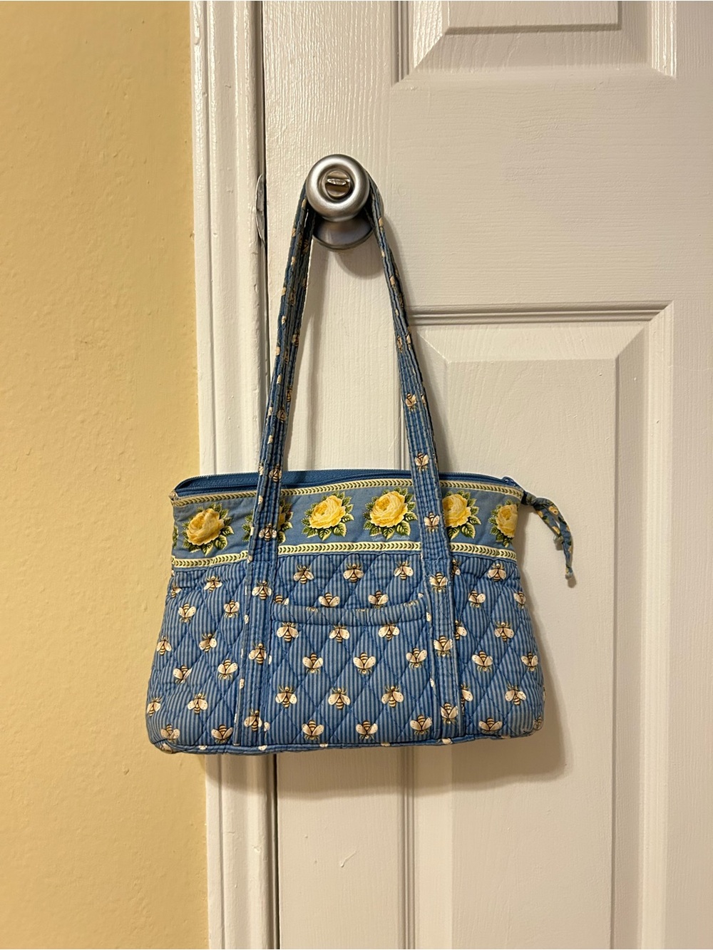 Vera Bradley Bees and Roses shoulder bag tote